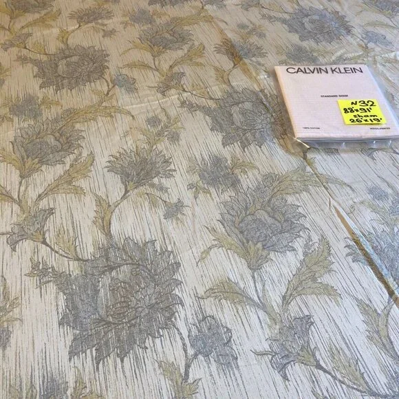 MIX : Calvin Klein Standard Sham and Queen Duvet + 1pcs Sham' (N -32)